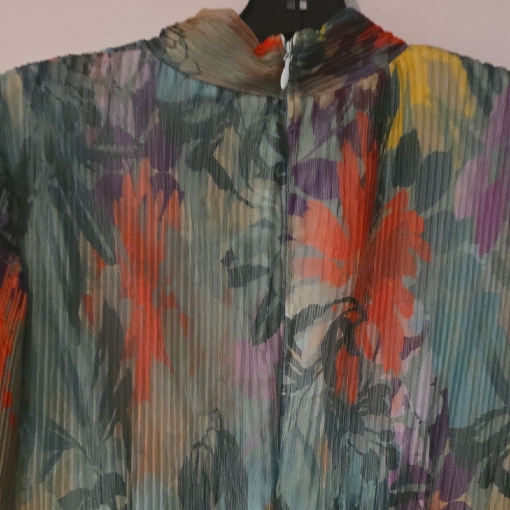 Alex Marie Vibrant Long Sleeve Dress - Picture 7 of 9